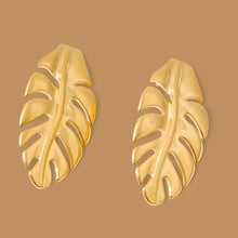 Load image into Gallery viewer, Monstera Earrings