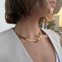 Load image into Gallery viewer, Belén Necklace
