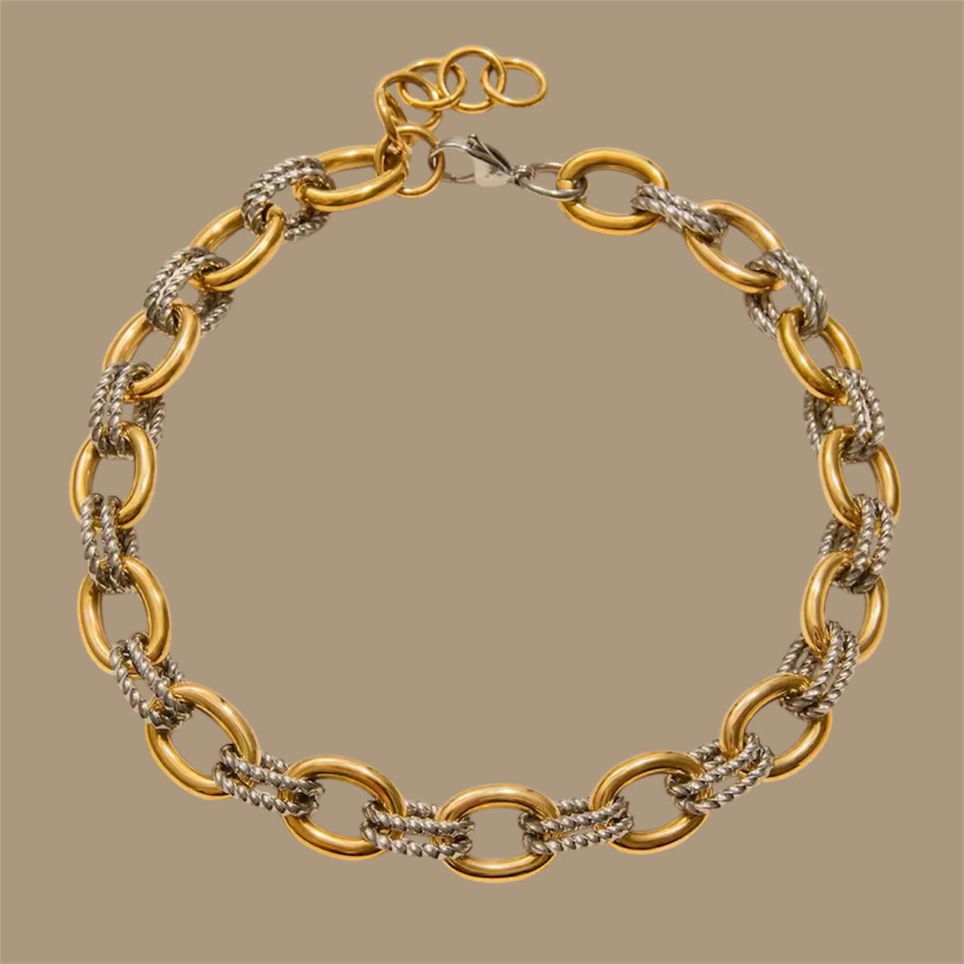 Carlota Necklace
