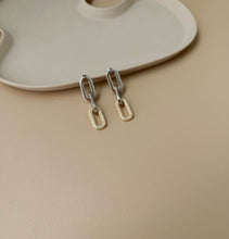 Load image into Gallery viewer, Istanbul Maxi Paper Clip Earrings
